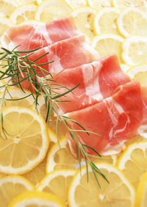 奥芝商店 東京駅浪漫号:東京駅地下街で楽しむ本格スープカレーの魅力